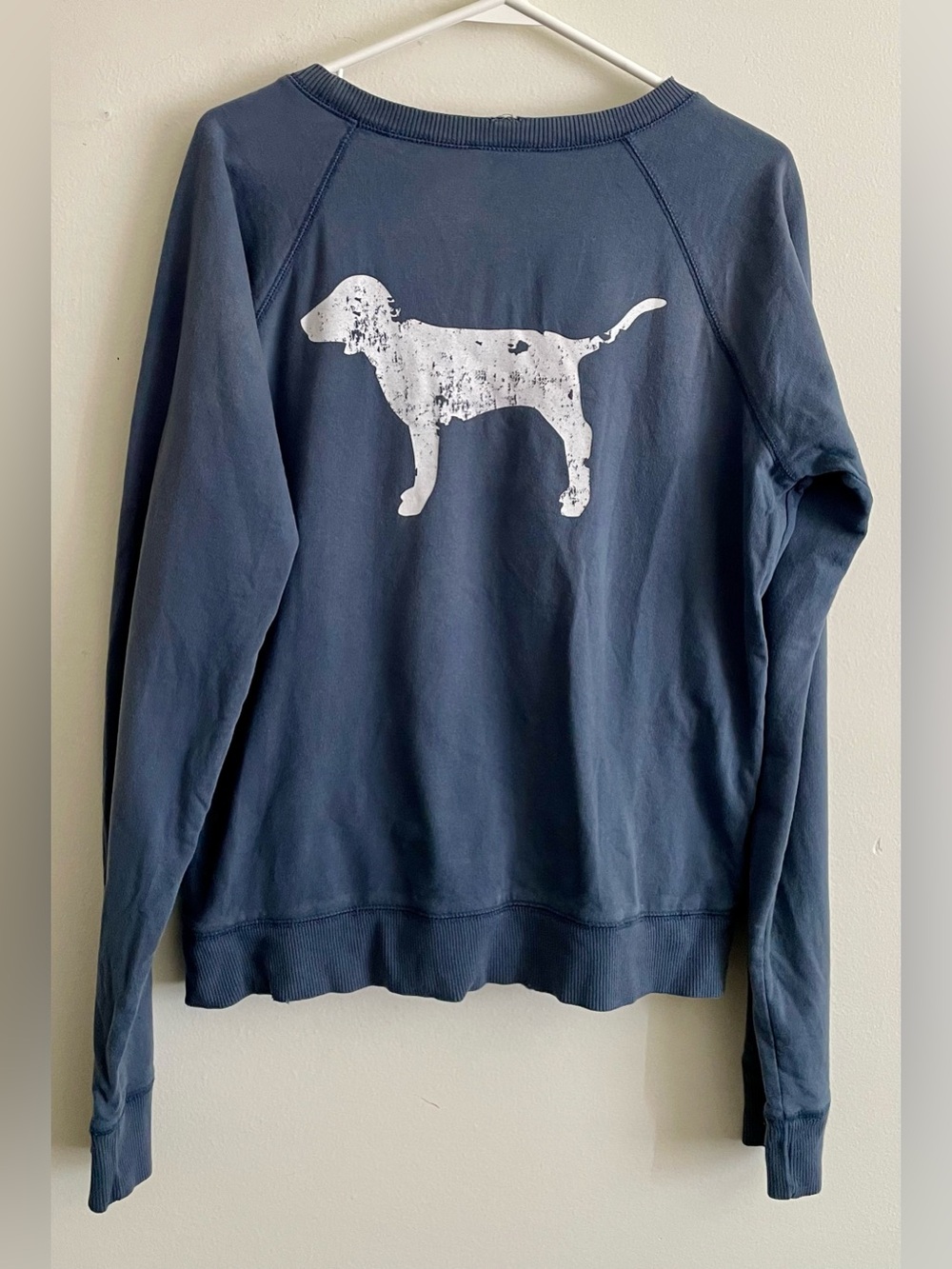 💅🏻 Vintage PINK Victoria's Secret Crewneck Pullover 💅🏻 - Picture 5 of 5